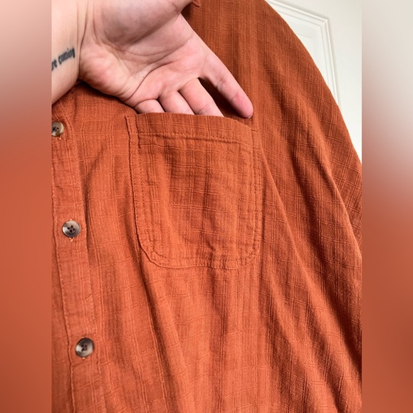 Button down Wide Tee - Picture 6 of 7